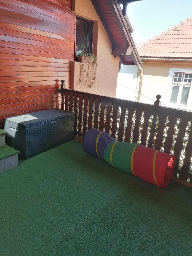 Cozy Attic Studio Брашов Экстерьер фото